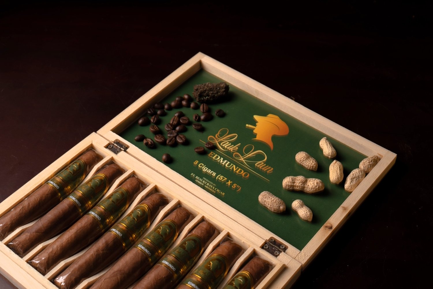 Lauk Daun 8 Edmundo