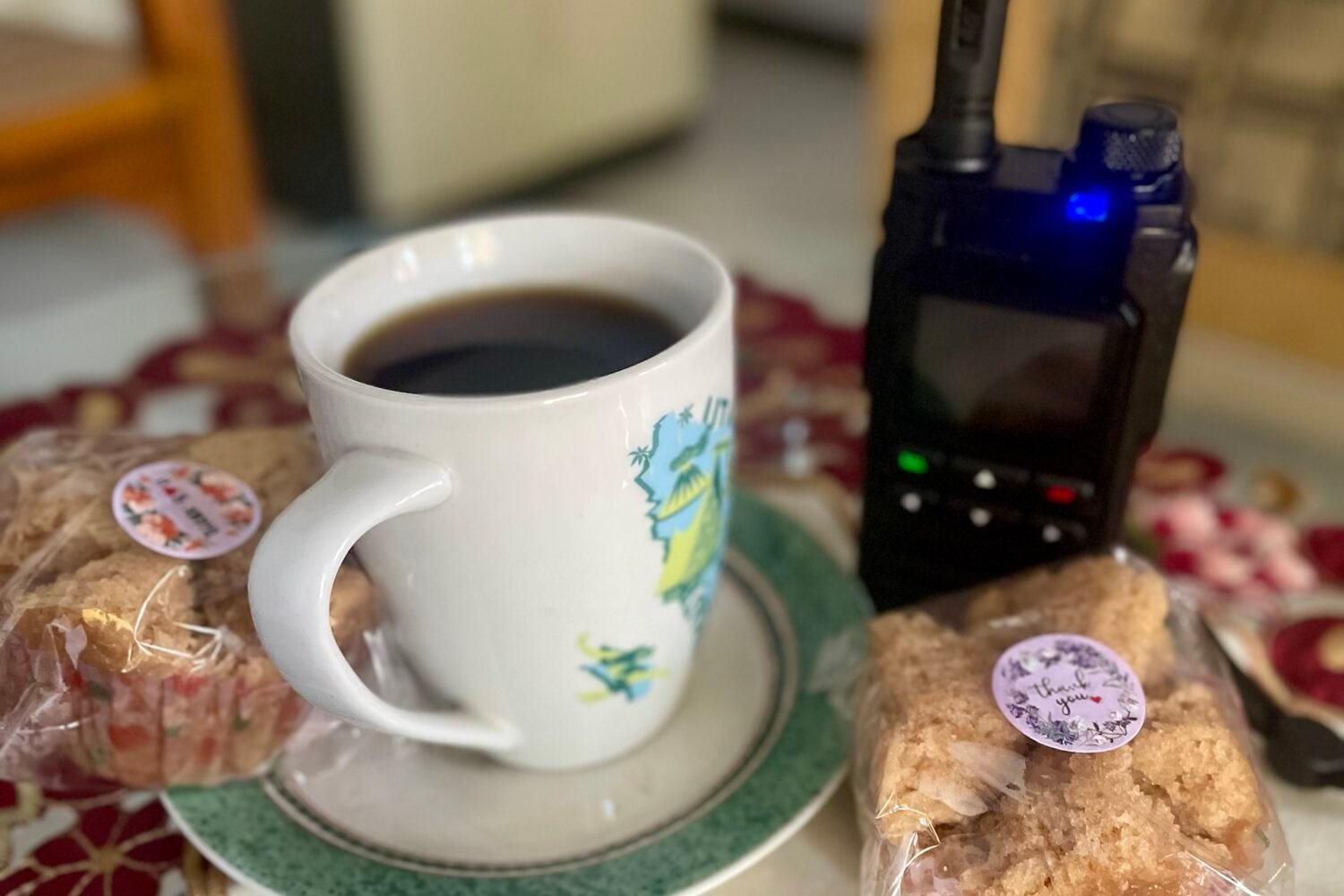 Ritual Minggu: Kopi, Cerutu, dan Menyusun Pikiran